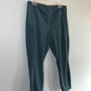 EUC Athleta Powervita Leggings Green XL